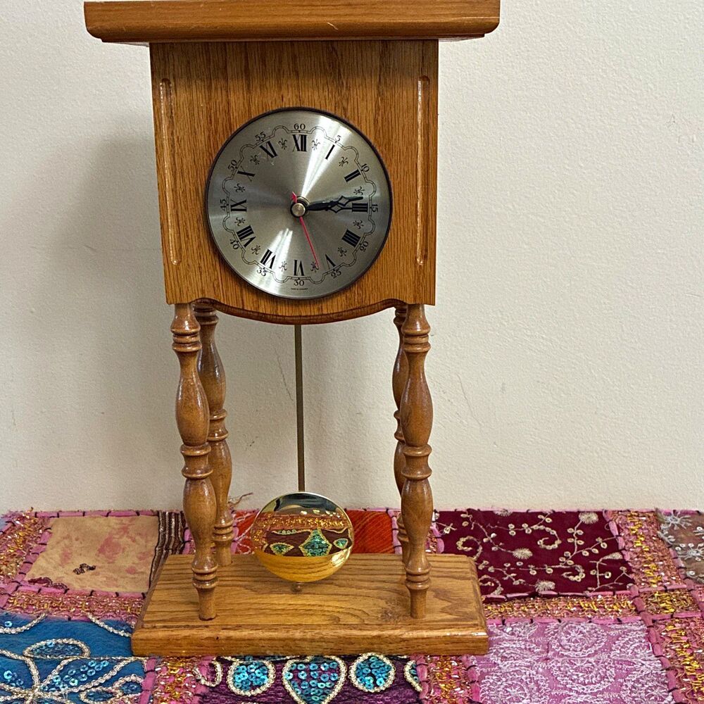 Wood Desk Mantel Shelf Chime Clock Quartz Battery Pendulum Roman Dial Germany